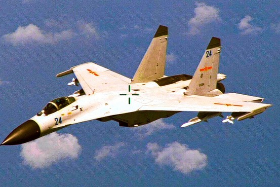 米中の国防当局、不測の事態回避を議論 異常接近踏まえ