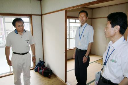 広島土砂災害、公営住宅に入居始まる 不安抱え一歩
