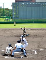 崇徳と中京、延長４５回でも０－０＝３日連続の継続試合に－高校軟式野球