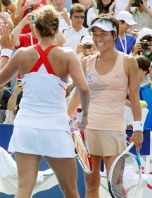 クルム伊達「本当にうれしい」 全米テニス、複で４強