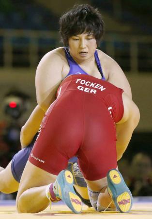 登坂が４８キロ級２連覇＝レスリング