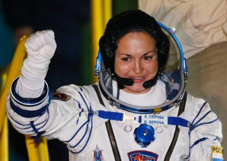 ソユーズ宇宙船:ロシア人女性が１７年ぶりの宇宙 ＩＳＳ初滞在