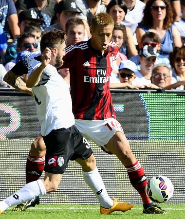 本田、今季２度目のアシストをマーク！ザッケローニ氏も観戦