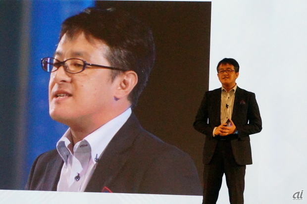 世界に先駆けて日本で発売--曲面ディスプレイ搭載「GALAXY Note Edge」