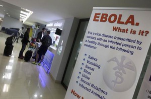 エボラ感染地域、西アフリカでまだ拡大＝ＷＨＯ