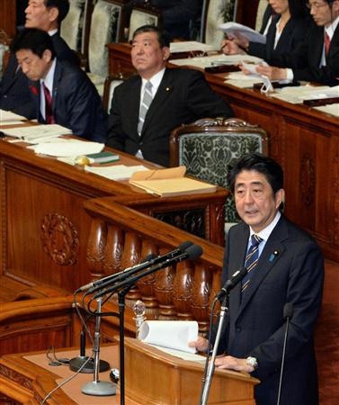 安倍首相、ばらまき排除を強調＝地方創生法案で質疑—衆院本会議