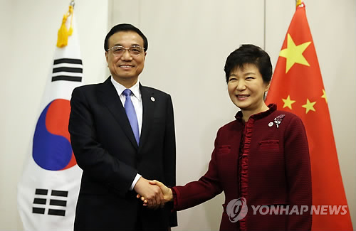 中国首相、南北高官協議を評価