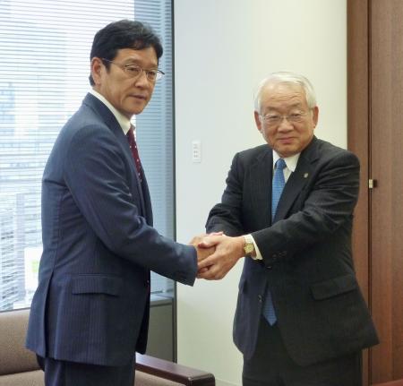 若手躍動、来季への力 日ハム栗山監督がオーナーに報告