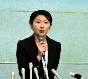 衆議院解散 小渕優子前経済産業相、総選挙出馬の意向を表明