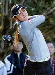 テレサ・ルー首位 ツアー選手権リコー杯第２日