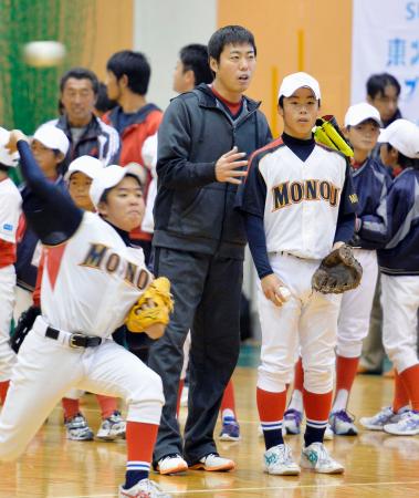 高橋由「仲がいい」上原と２年ぶり再会