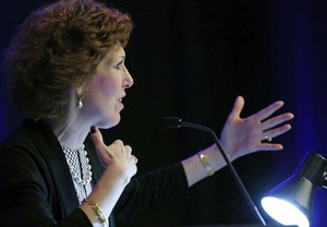 米ＦＲＢ、経済が強含んでいるとの認識示す必要＝クリーブランド連銀総裁