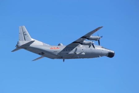 中国機に空自緊急発進 沖縄本島と宮古島の間