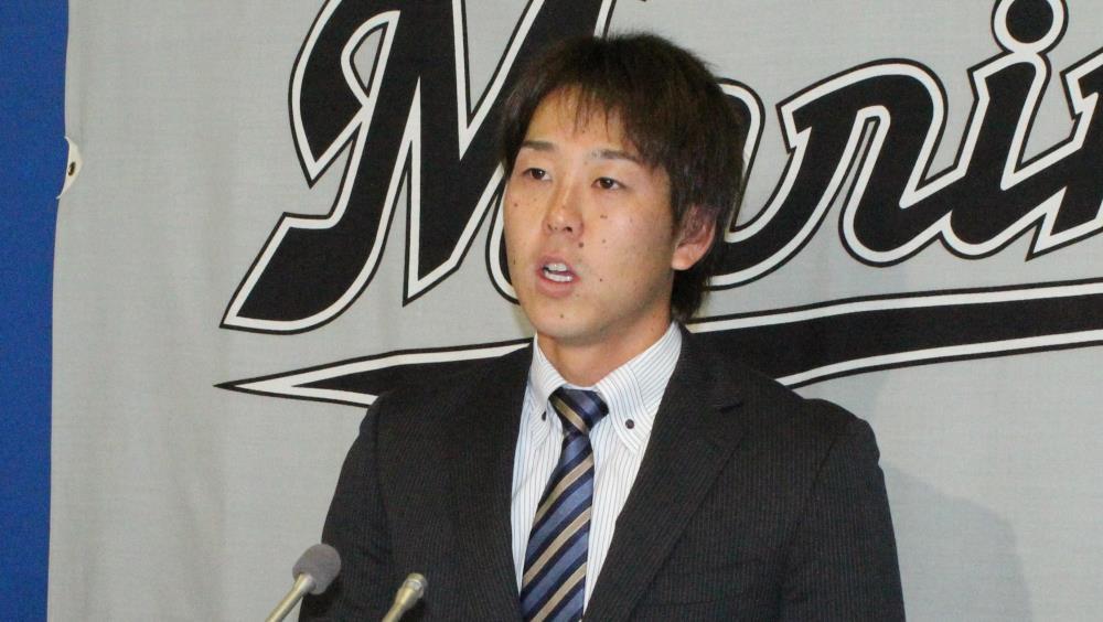 ロッテ・角中が７１００万円で更改「目指すは２億円！」