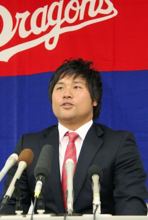 中日・平田、１２００万円増 提示額変わらず 契約更改