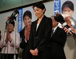 衆院選:「おわび行脚」小渕優子氏大差で６選 群馬５区