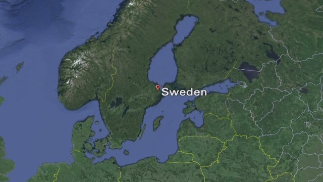 ロシア軍機が旅客機にニアミスか ロシアは否定