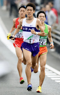 箱根駅伝、駒大など５強の争いか…８時スタート