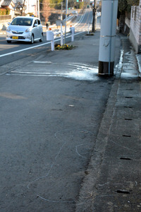 中３女子２人乗り原付き、衝突１人死亡 パトカー追跡中