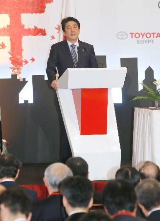 首相、中東支援に2900億円超のＯＤＡ カイロで表明