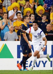 サッカー:アジア杯 韓国１位通過 豪州破る