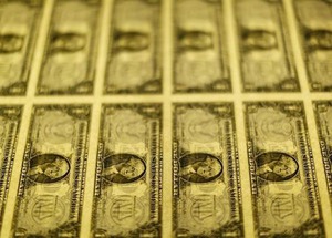 米財務長官、強いドルは「米国にプラス」 (訂正)