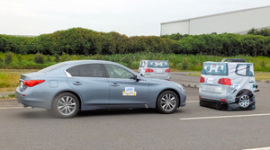 日産、ＥＶに自動ブレーキ １５年度中に搭載可能