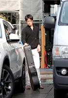 藤浪 キャンプの“相棒”はギター