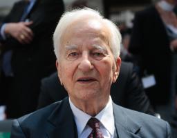 訃報:リヒャルト・フォン・ワイツゼッカー氏 ９４歳＝独元大統領