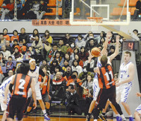 トライアンズ６８５人歓声 ホーム再起戦