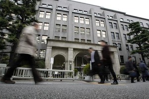 経常収支は６カ月連続の黒字－輸出持ち直しで貿易赤字が縮小