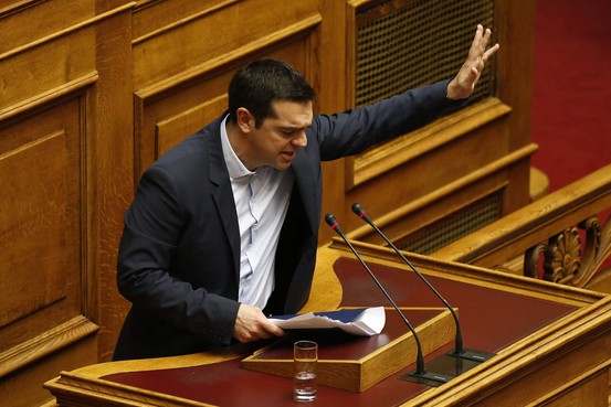欧州委員長、ギリシャ首相の改革破棄計画を批判
