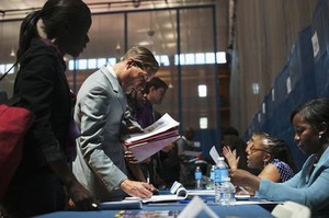 米失業保険、新規申請数2.5万人増