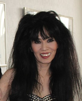 訃報:シーナさん ６１歳＝ロックバンド「シーナ＆ロケッツ」のボーカル