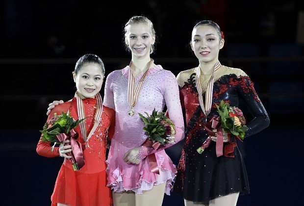 フィギュア:宮原２位、本郷は３位 ４大陸女子
