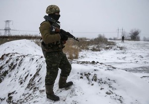 政府軍と親ロ派、重火器撤去に応じず ウクライナ東部