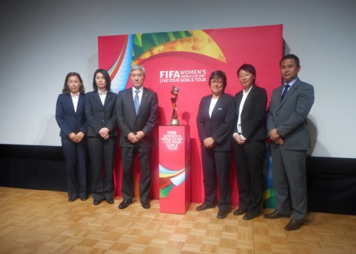 サッカー女子Ｗ杯トロフィー、２１日に一般公開