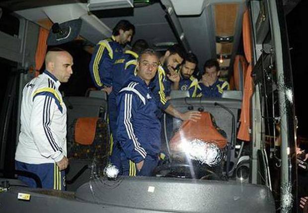 トルコリーグが１週間中止 チームバス襲撃事件を受けて