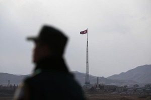 北朝鮮、中距離弾道ミサイル発射準備か 韓国報道