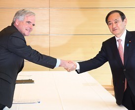 菅官房長官:米原子力委員長と会談 安全協力で一致