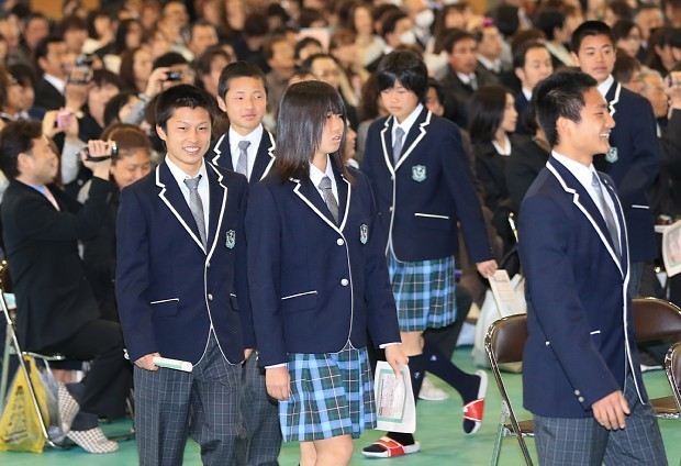 ふたば未来学園高が開校 歴史刻む１期生１５２人入学