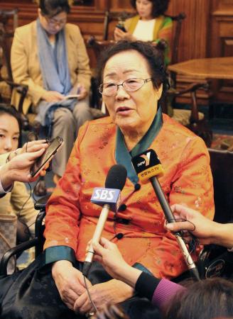 慰安婦で謝罪要求＝米下院議員