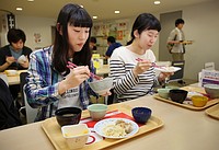 「学生さん、ちゃんと食べてね」＝大学で広まる「１００円朝食」−評判上々