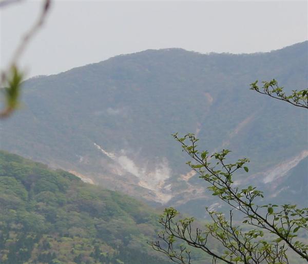 【箱根火山活動】 ６日の火山性地震、大幅減か マグマ活発化の兆候なし