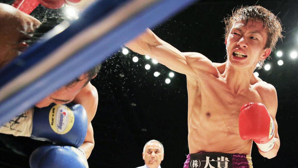 内山 最強Ｖ１０！最年長防衛＆具志堅に並ぶ９ＫＯ！！