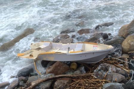 ボート転覆で１人死亡、１人不明 新潟・糸魚川沖