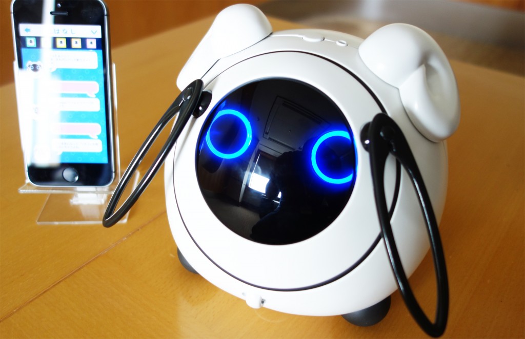 ＮＴＴドコモと共同開発 クラウド型おはなしロボット「ＯＨａＮＡＳ(オハナス)」１０月１日新発売！