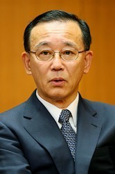 自民・谷垣幹事長：「安保関連法案が違憲批判」あたらず