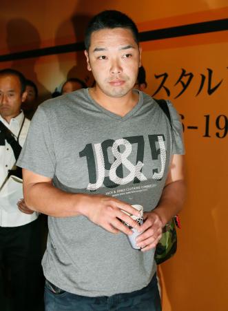 巨人阿部、首痛限界で抹消「しっかり治す」