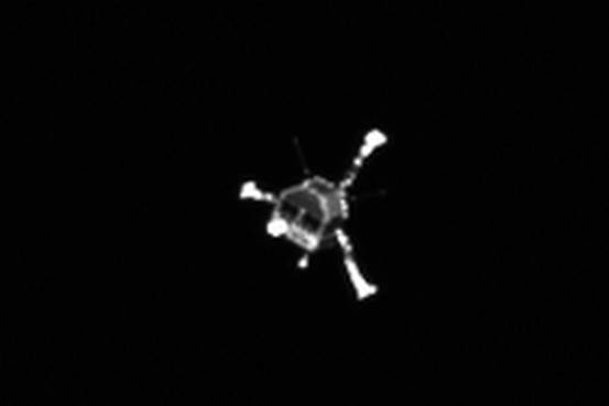 「電池切れ」彗星小型着陸機、７か月ぶりに復旧 2015年06月15日 17時25分